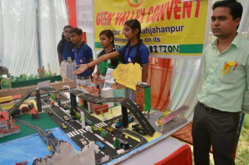 STUDENTS OF GVC @ SCIENCE MODEL FAIR